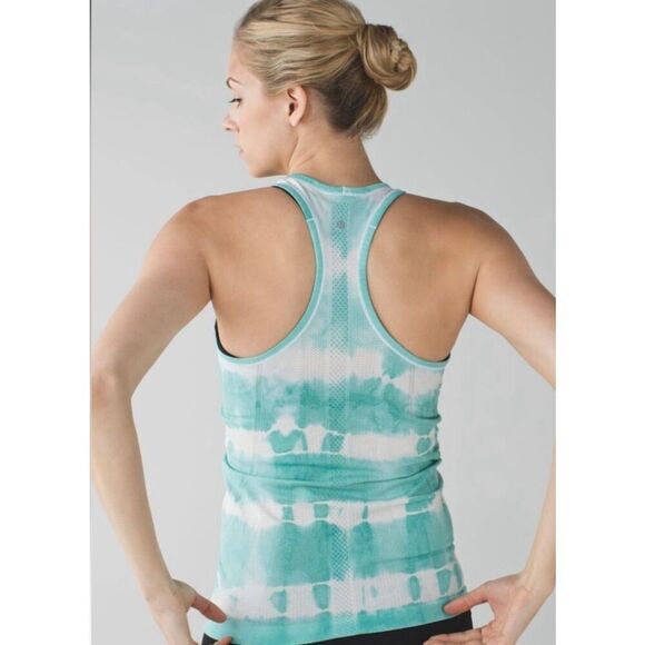Lululemon Swiftly Tech Racerback Tank Top Sz 10 Tranquil Blue White Tie Dye - Picture 2 of 8
